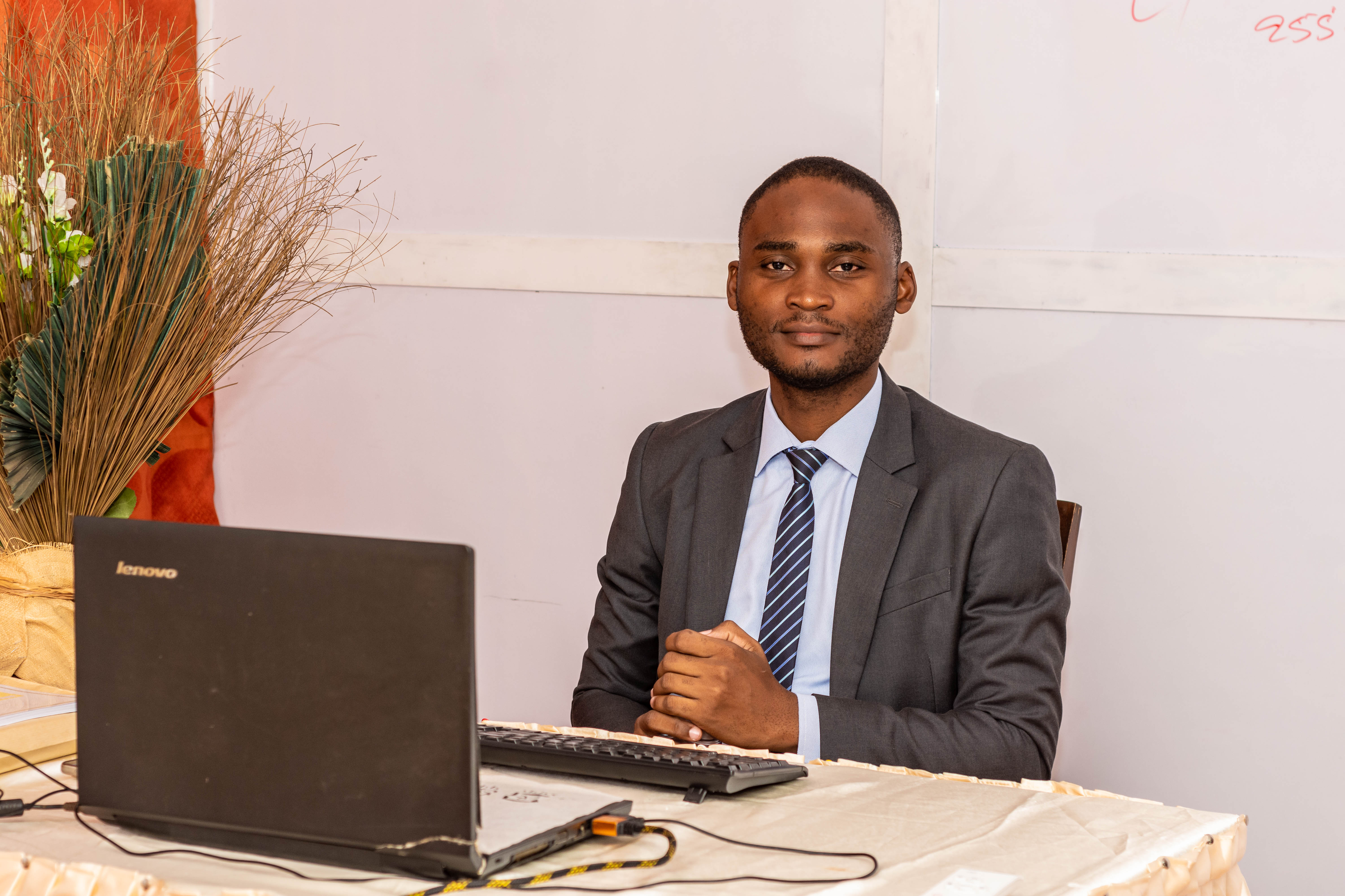 Logo Support Technique - Jean Emmanuel